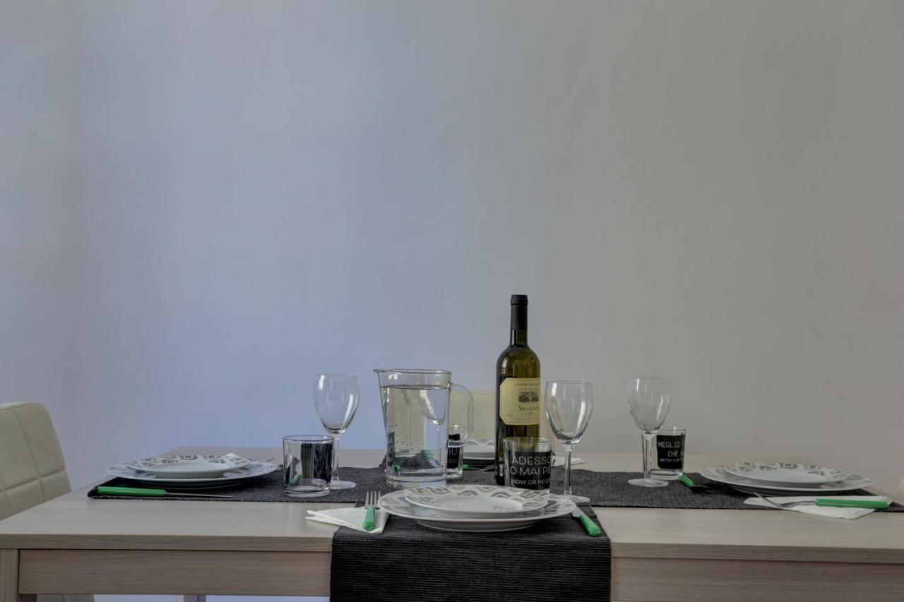 Colosseo Apt Mecenate 77 - Home And More Roma Ngoại thất bức ảnh