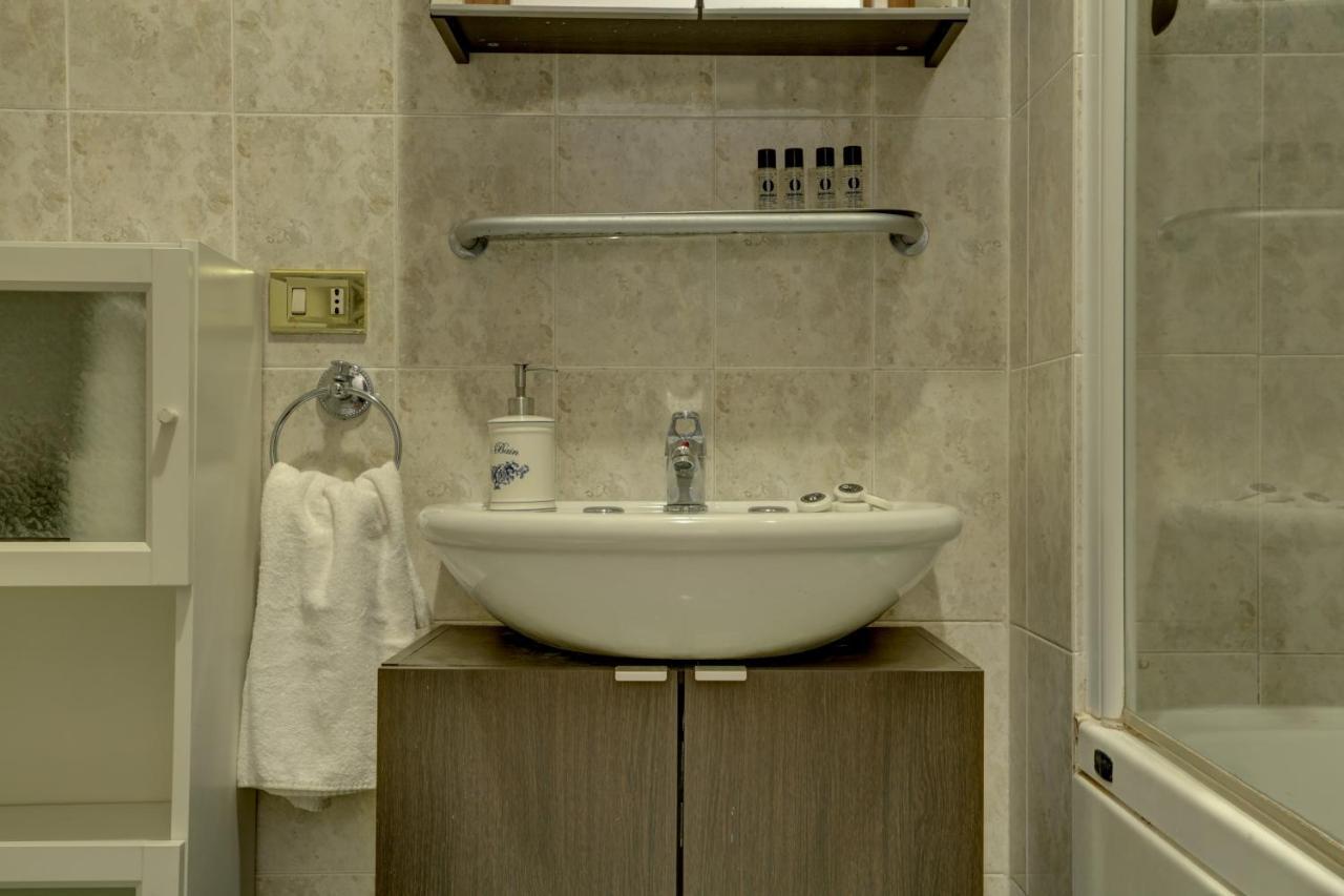 Colosseo Apt Mecenate 77 - Home And More Roma Ngoại thất bức ảnh